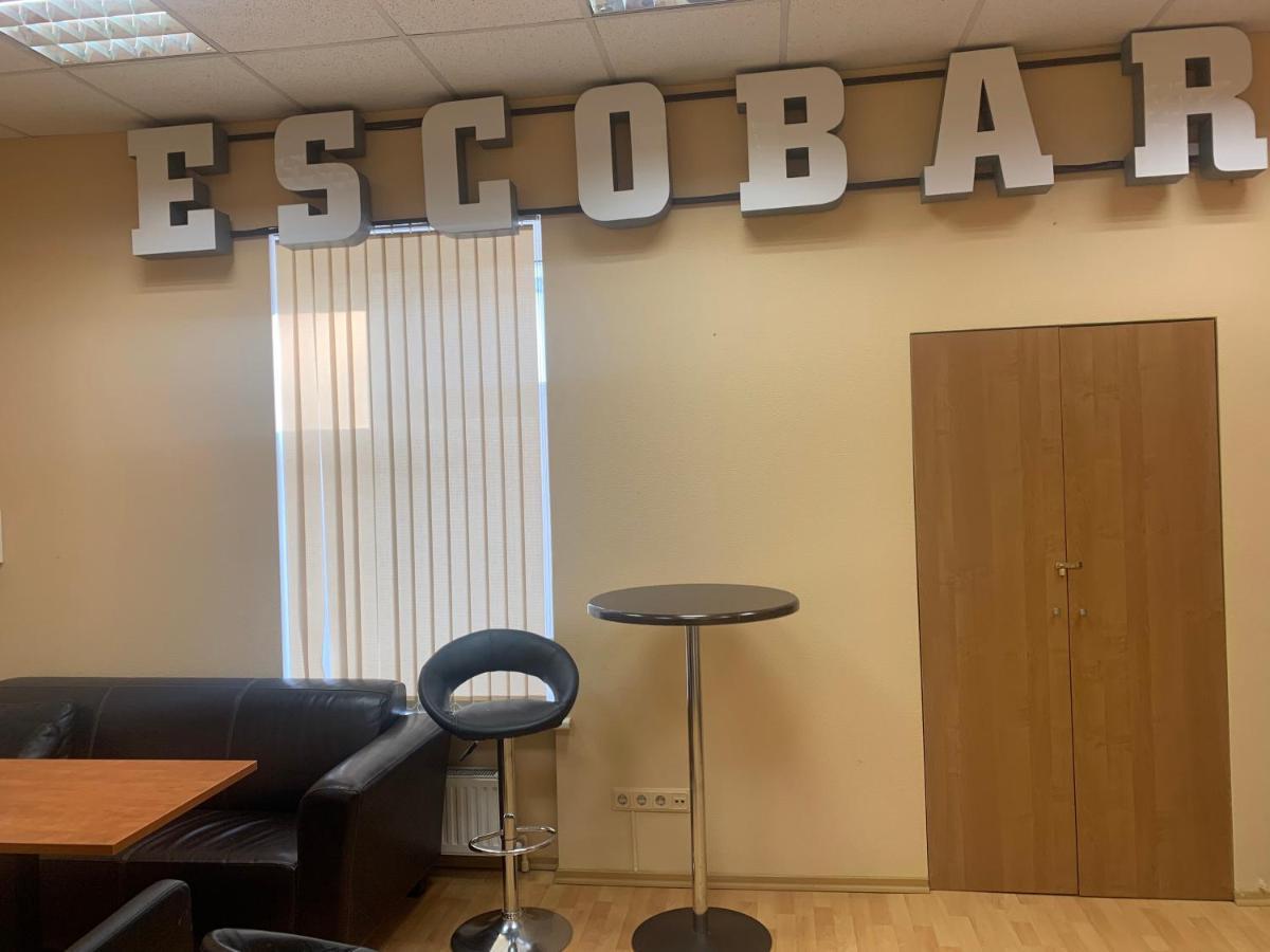 Escobars Backpackers Hostel Riga Luaran gambar