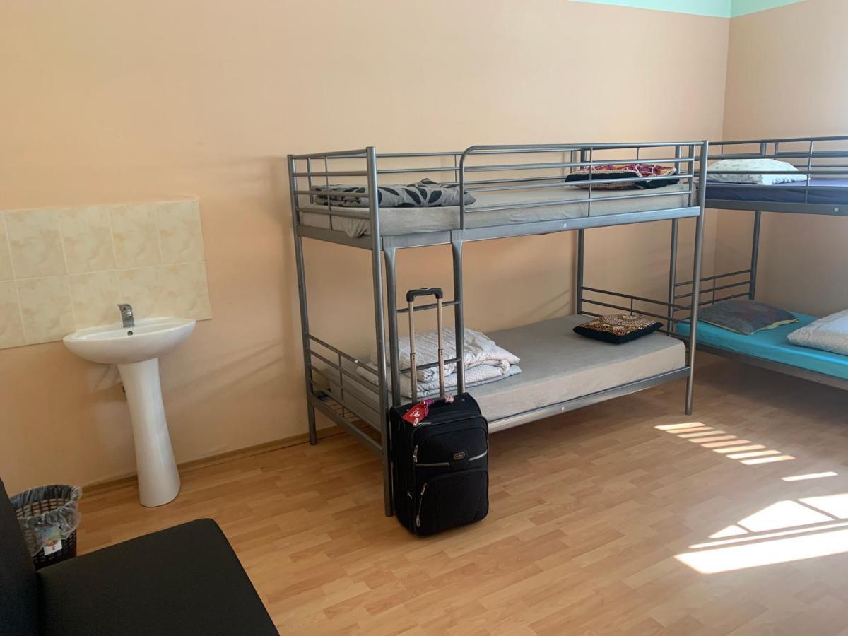 Escobars Backpackers Hostel Riga Luaran gambar